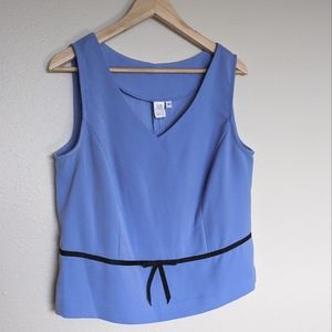 Vintage Sleeveless Blouse Sz Medium Large tagged 14 Periwinkle Black Bow spring